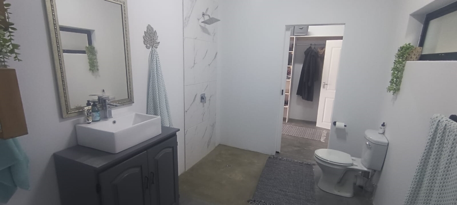 7 Bedroom Property for Sale in Jacobsbaai Western Cape